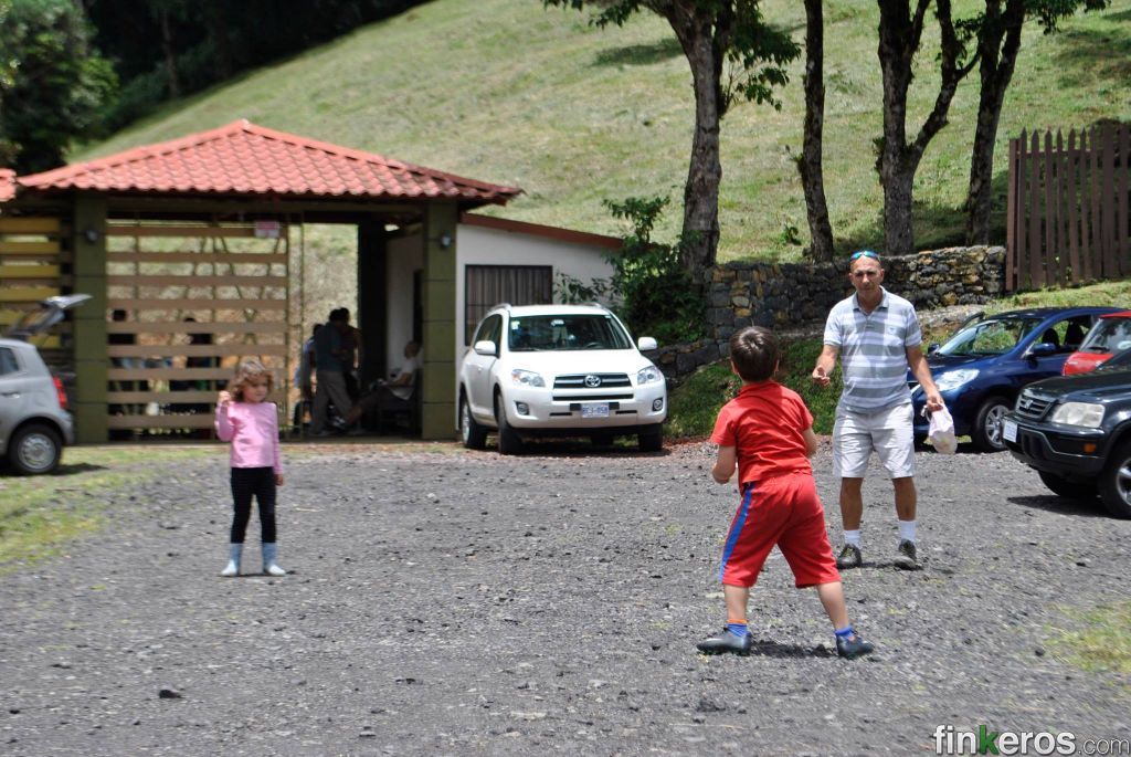 Bosque Caricias - Finca en San Isidro, Heredia